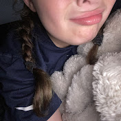 Profile Picture of Tehya (@TehyaNeighbors) on Youtube