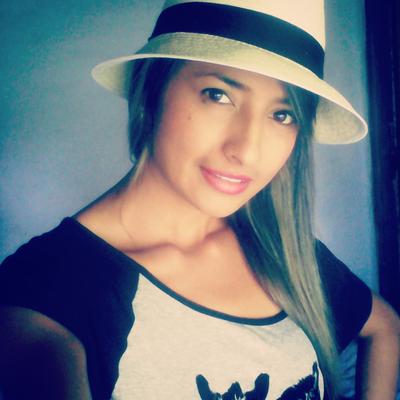 Profile Picture of Claudia Maya (@claudiamaya89) on Twitter