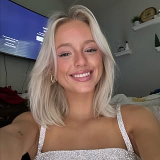 Profile Picture of H A N N A H (@hannah.wade) on Instagram