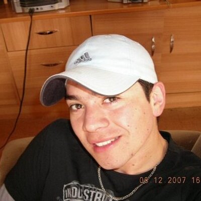 Profile Picture of DANIEL ALVAREZ CARTE (@_XI_NO_29) on Twitter