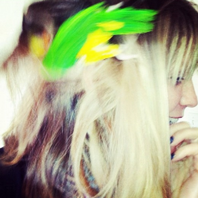 Profile Picture of Laurel May (@laurel43) on Twitter