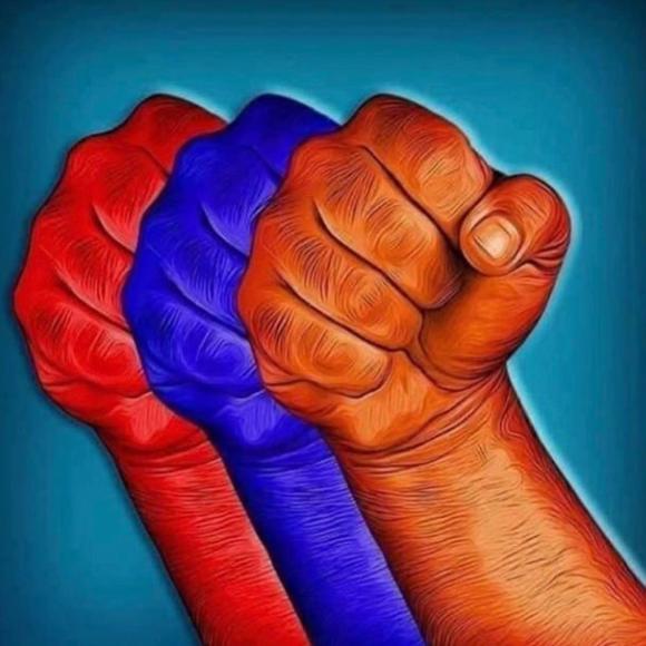 Anna grigoryan Bravo - Poshmark Profile Picture of Anna grigoryan Bravo (@karinearthur) on Poshmark