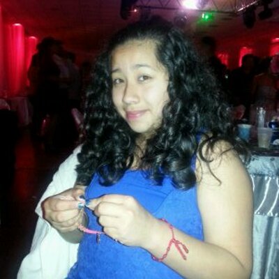 Profile Picture of Stephanie Trigueros (@anidalia23) on Twitter