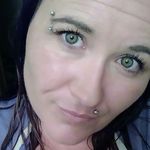 Profile Picture of kim schaffer (@sixahearts) on Instagram