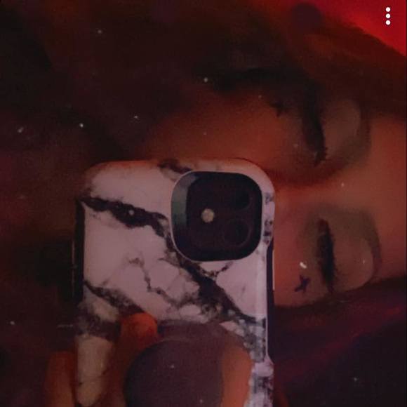 Profile Picture of Haley Hale (@elbowkid3) on Poshmark