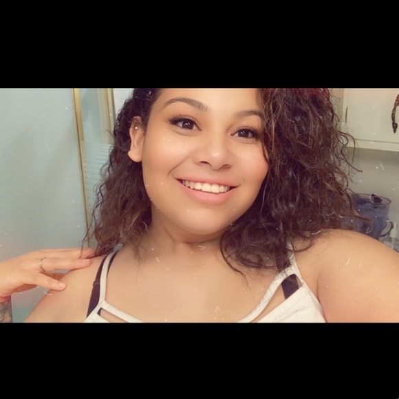 Profile Picture of Kai Orwick (@kaijenee) on Poshmark