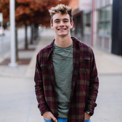 Profile Picture of Thad Williams (@_thadwilliams) on Twitter