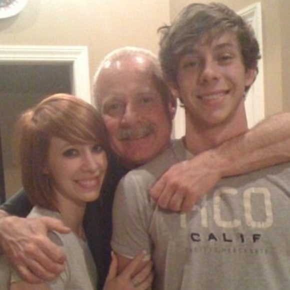 Profile Picture of Jeff Milham (@milhamer) on Poshmark