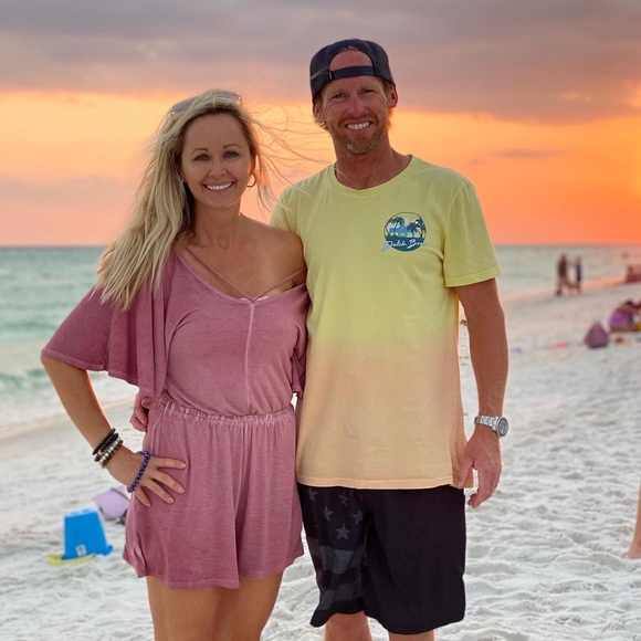 Profile Picture of Nikol n steve Grubbs (@nikandsteve) on Poshmark