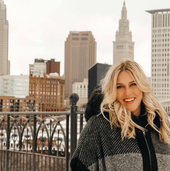 Profile Picture of Maureen Zappone (@mzappone) on Poshmark