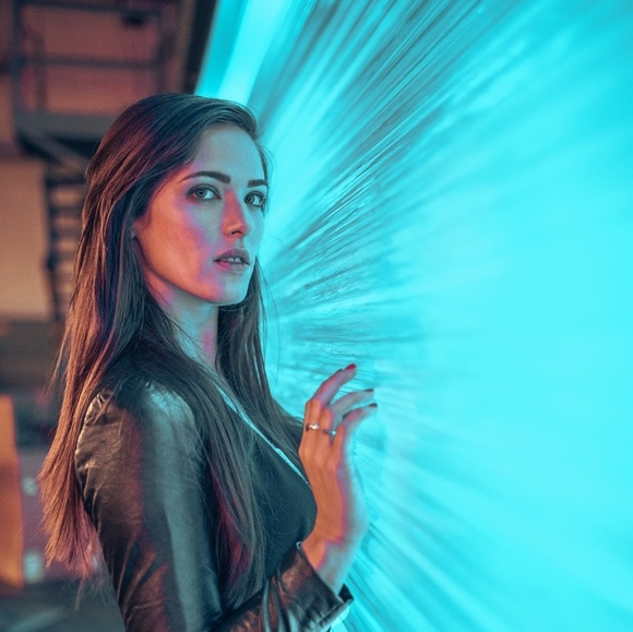 Profile Picture of Julianne Thornton (@julodanile) on Poshmark