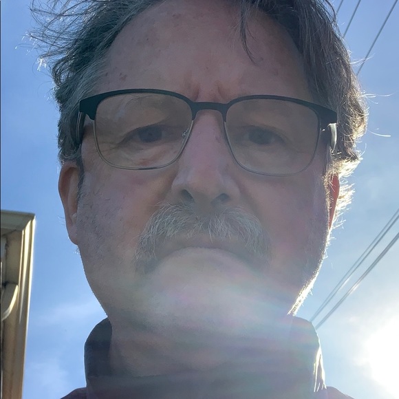 Profile Picture of Charles Bloom (@cbloomdmd) on Poshmark