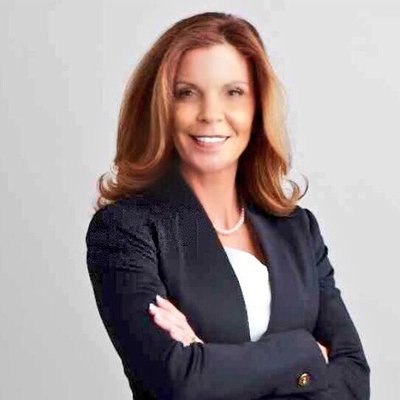 Profile Picture of Dawn Carter Bir (@dawncarterbir) on Twitter