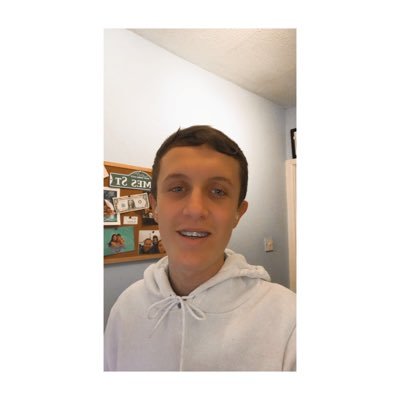 Profile Picture of James ✨ (@ItsJamesCarlton) on Twitter