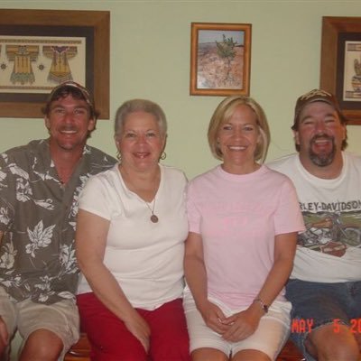 Profile Picture of Nancy Schaefer (@nmscha) on Twitter