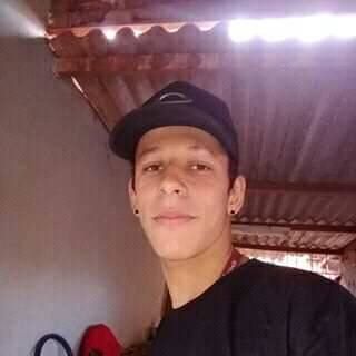 Profile Picture of Daniel Kit (Nindão) (@daniel.alem.589) on Facebook