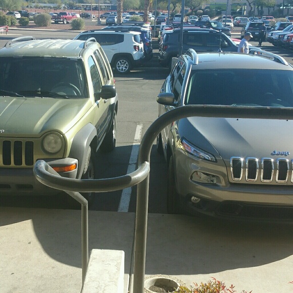 Profile Picture of Shelly Coon (@cherubandlark) on Poshmark