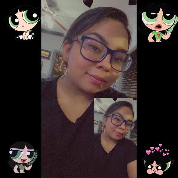 Profile Picture of Jessamine García (@jpasayea27) on Poshmark