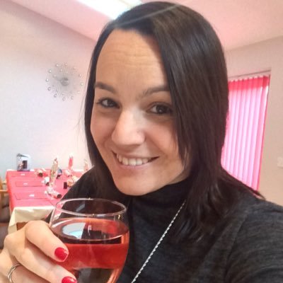 Profile Picture of Gemma (@Gem4Dan) on Twitter