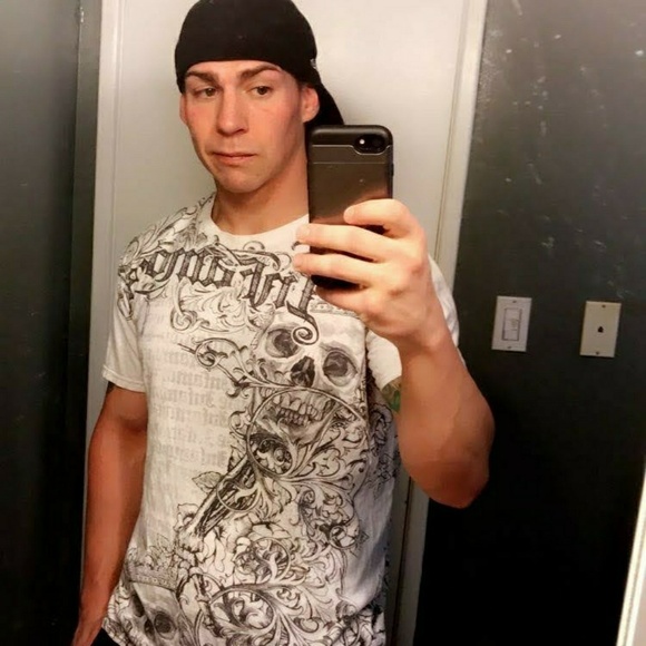 Profile Picture of Chad Kroll (@krollchad23) on Poshmark