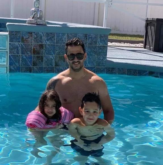 Profile Picture of Alejandro Martinez (@alex310186) on Poshmark