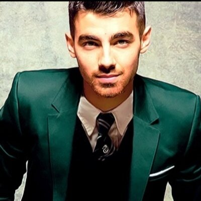 Profile Picture of Alexis And Angela (@ItsJoeLicious) on Twitter