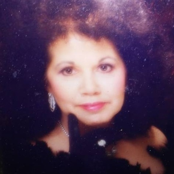 Profile Picture of Nancy Chaney (@nanasribs) on Poshmark