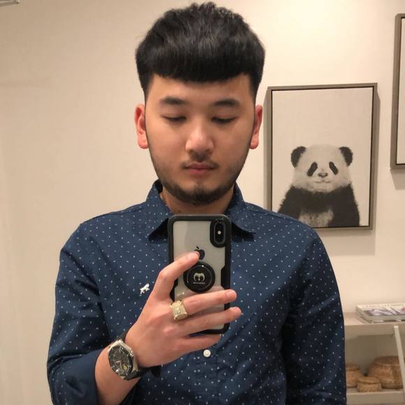 Profile Picture of Austin Benjamin (@austinbenjamin) on Poshmark