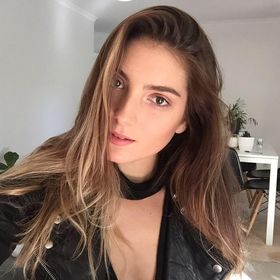 Profile Picture of Monique Garget-Bennett (@moniquecharee) on Pinterest