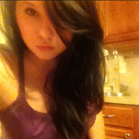 Profile Picture of Victoria Meyer (@victoria2996) on Poshmark