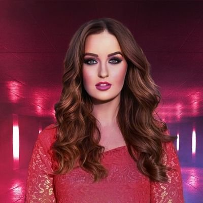 Profile Picture of Emma Black (@OfficialEmBlack) on Twitter