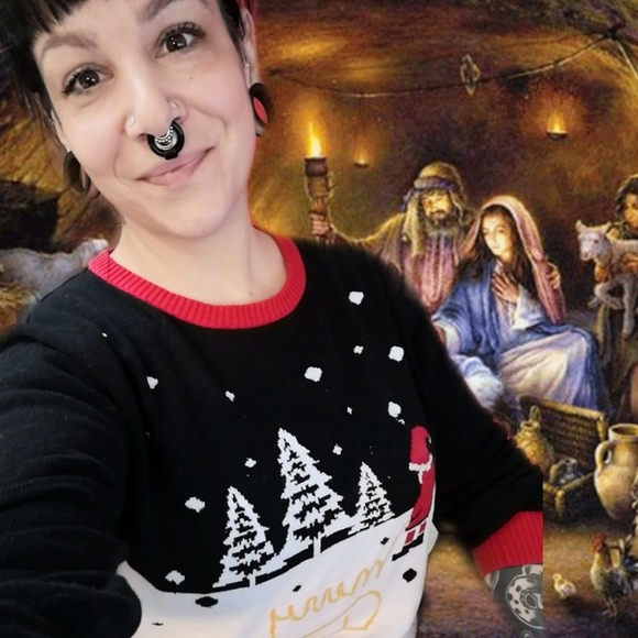 Profile Picture of Queroniv Relletiep (@chickaboom18) on Poshmark