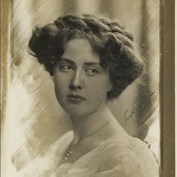 Profile Picture of Adam Bobrow (@simeon1835) on Poshmark