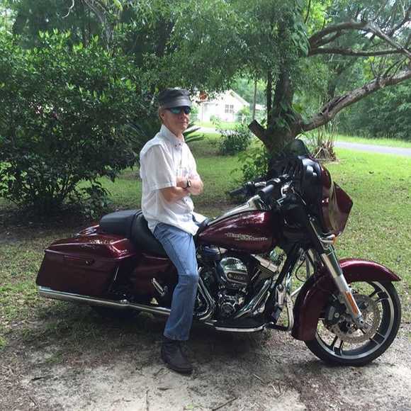 Lindsay Altadonna - Poshmark Profile Picture of Lindsay Altadonna (@lindsayba01) on Poshmark