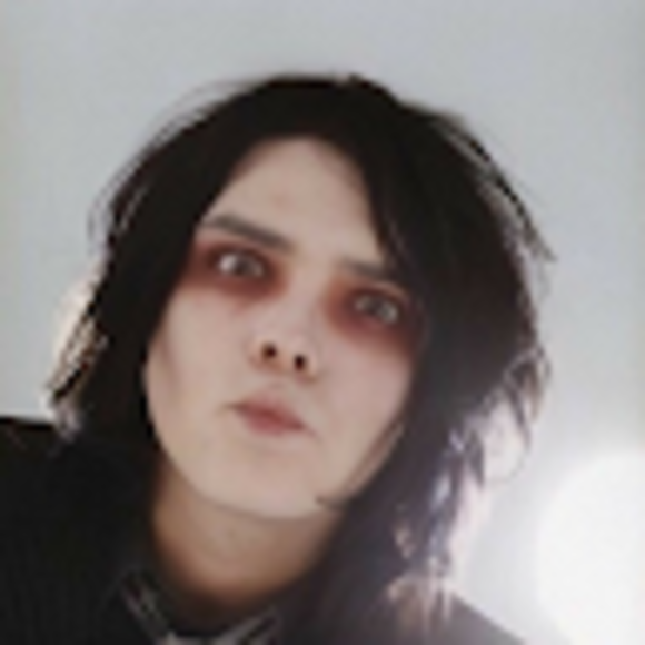 Profile Picture of Kylee Harper (@casgirl1125) on Poshmark