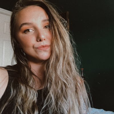 Profile Picture of Brittany Mitchell (@bmitchthree) on Twitter
