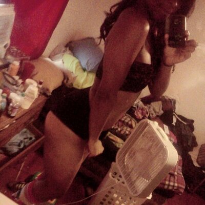 Profile Picture of Lilly J'Adore (@Munchich_nChong) on Twitter