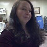 Profile Picture of Lisa Bloomer Mills (@lisabloomermills) on Instagram