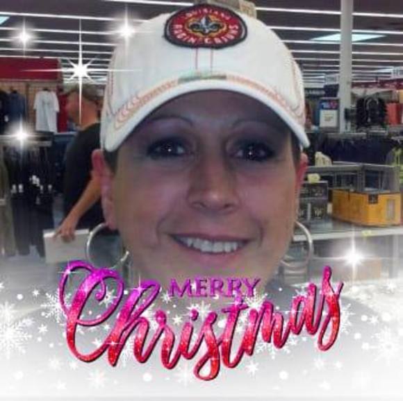 Profile Picture of Kim Arsement (@kimarsement69) on Poshmark