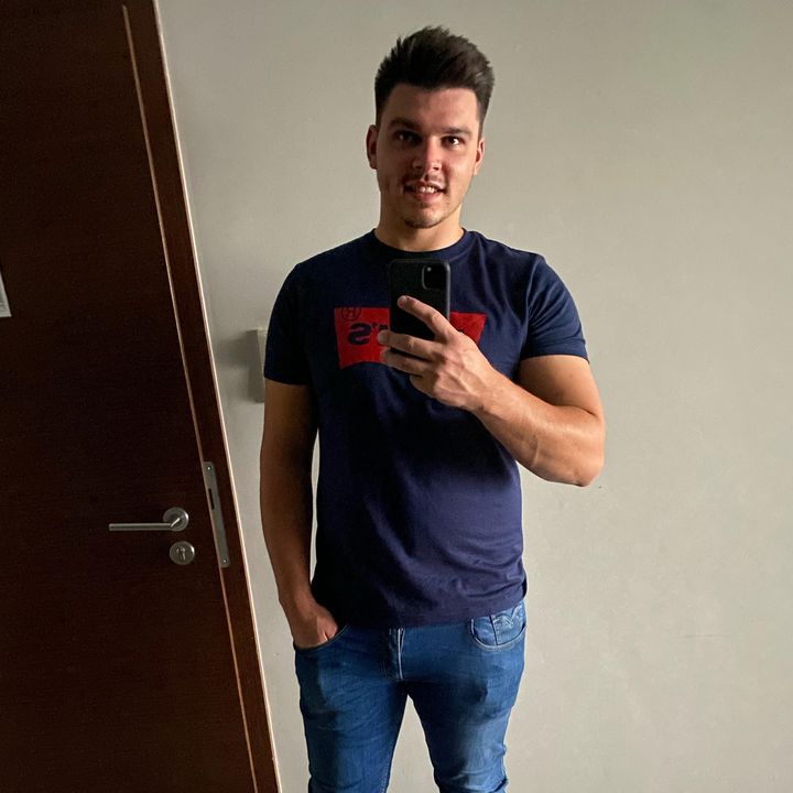 Profile Picture of Robin Pless (@robinpless) on Tiktok