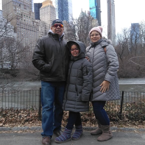 Profile Picture of Ednnys Lizardi (@ednnys) on Poshmark