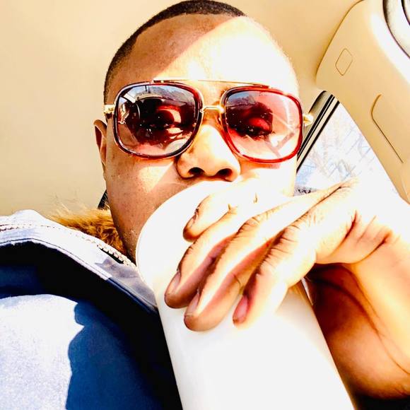 Profile Picture of Augusto Domingos (@augustodomingos) on Poshmark