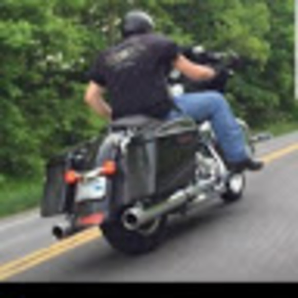 Profile Picture of David Connolly (@lowrider05812) on Poshmark