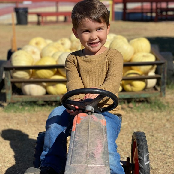 Profile Picture of Donna covaleski Cortez (@dcortez2013) on Poshmark