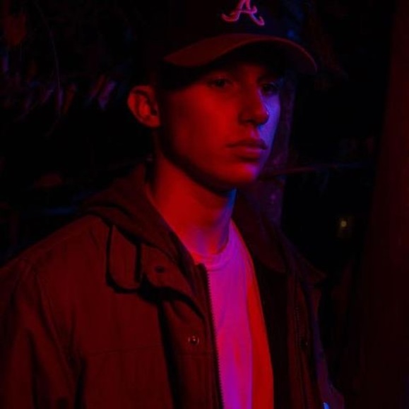 Profile Picture of Simon-charles Milliard (@simonmilliard) on Poshmark