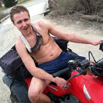 Profile Picture of Andrew Hollibaugh (@AndrewHolliball) on Twitter
