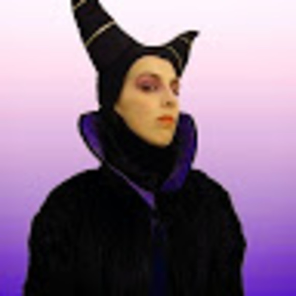 Profile Picture of Brenda Mcleese (@bjmcostumes) on Poshmark