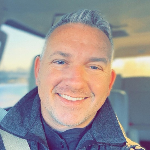 Profile Picture of Travis Shaw (@travshaw610) on Poshmark