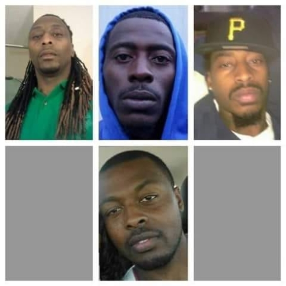 Profile Picture of Brad White (@brad_white) on Poshmark