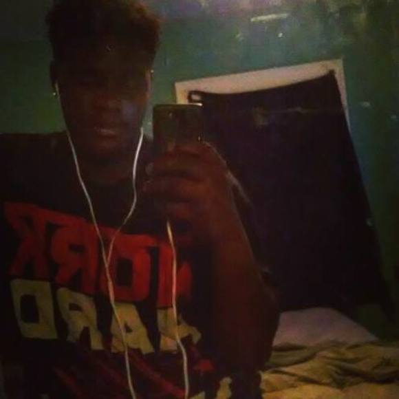 Kavonn Seabrain - Poshmark Profile Picture of Kavonn Seabrain (@yrnvonn76) on Poshmark